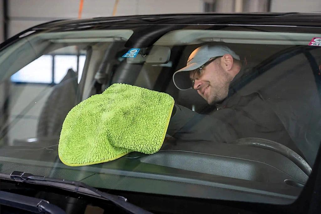 Panda Parken bietet einfachen Zugang zu öffentlichen Verkehrsmitteln für Ihre Bequemlichkeit.